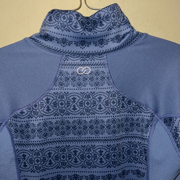 Calia by Carrie Underwood Thumbhole Sleeve Pullover Athletic Top Medium
#316 - Picture 7 of 9